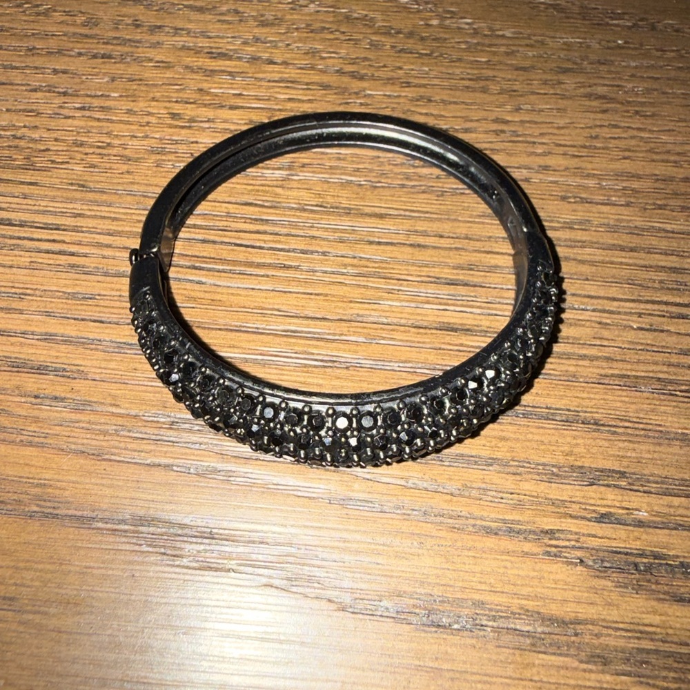 Elegant Black stones Bracelet